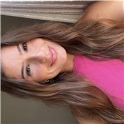 Studentessa di Ingegneria Biomedica impartisce ripetizioni di matematica per studenti delle scuole medie e superiori